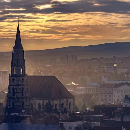 Ultracentral Urban Nook